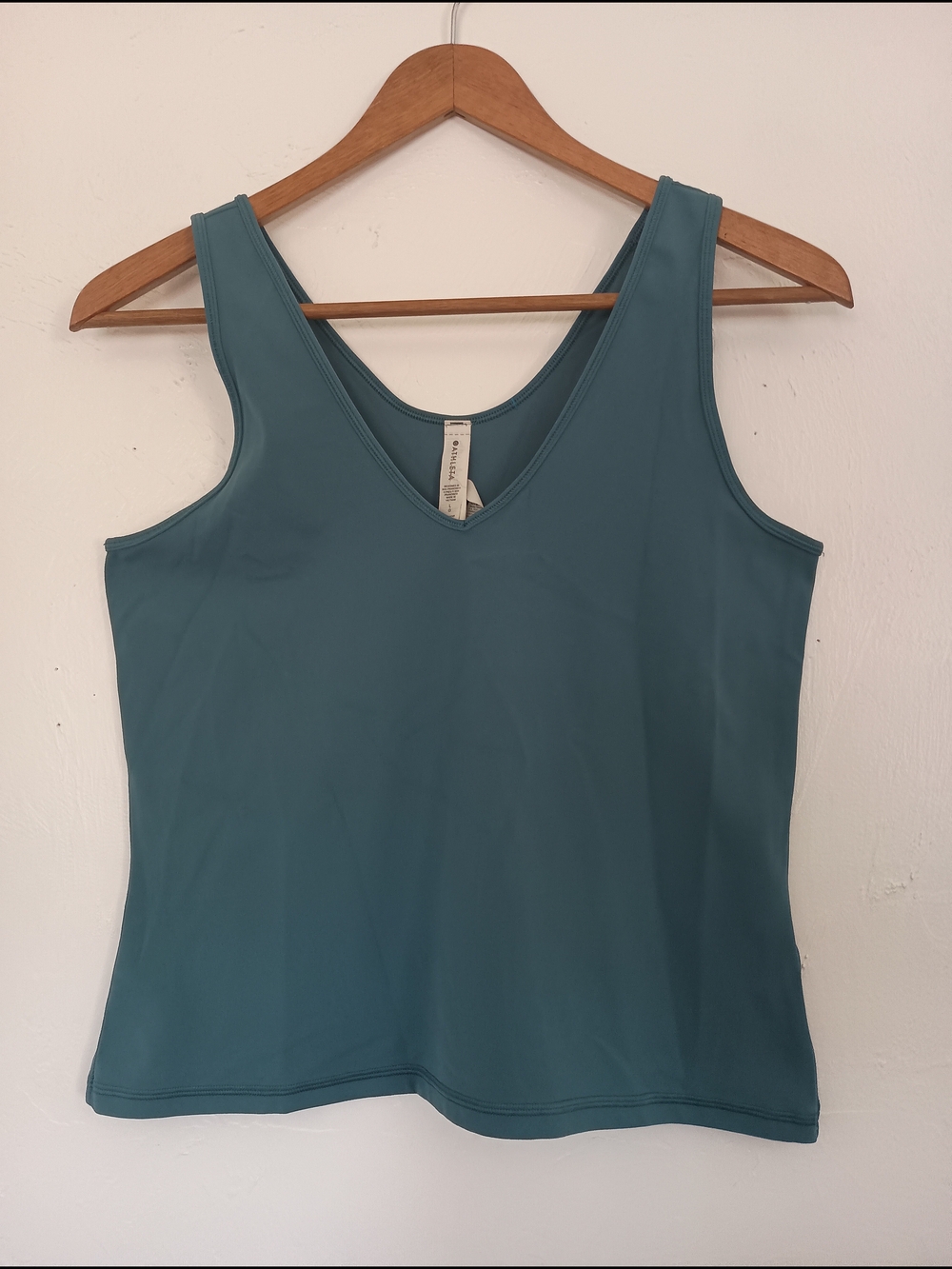 Athleta Transcend Tank Teal Scoop V-Neck